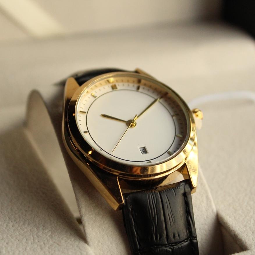 Часы NEO — белый циферблат, золотой корпус